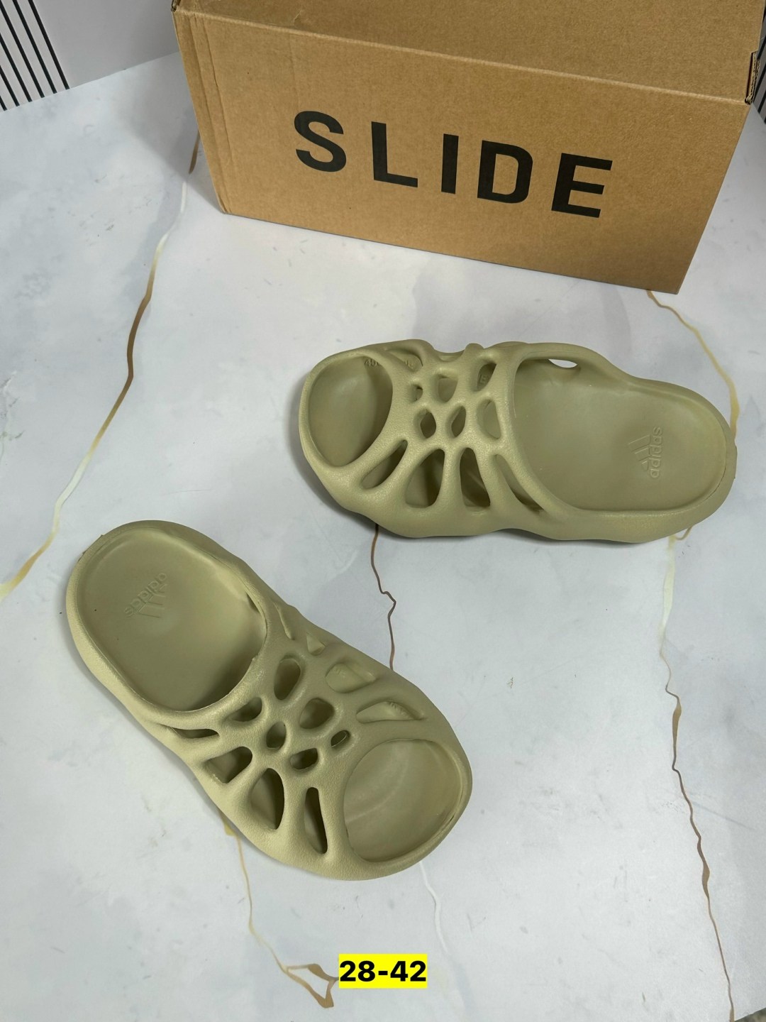adidas yeezy 450 slide,adidas yeezy 450,adidas yeezy 450 шлепки,,изики летние кроссовки yeezy foam runner