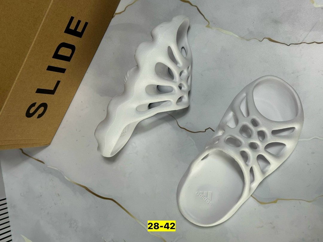 adidas yeezy 450 slide,adidas yeezy 450,adidas yeezy 450 шлепки,,изики летние кроссовки yeezy foam runner