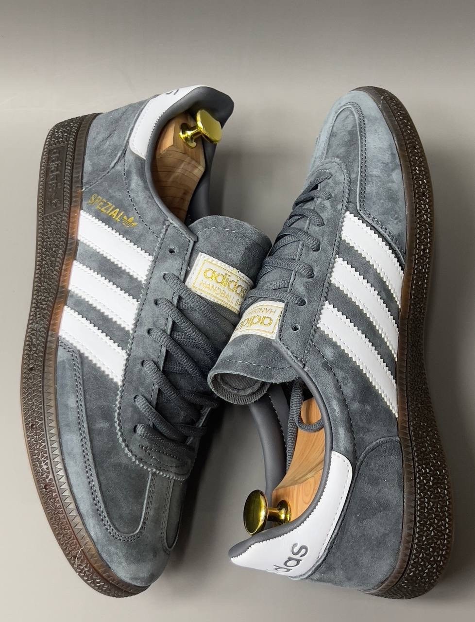 кроссовки adidas spezial,кроссовки adidas handball spezial,кроссовки adidas,кроссовки adidas original spezial,adidas spezial grey
