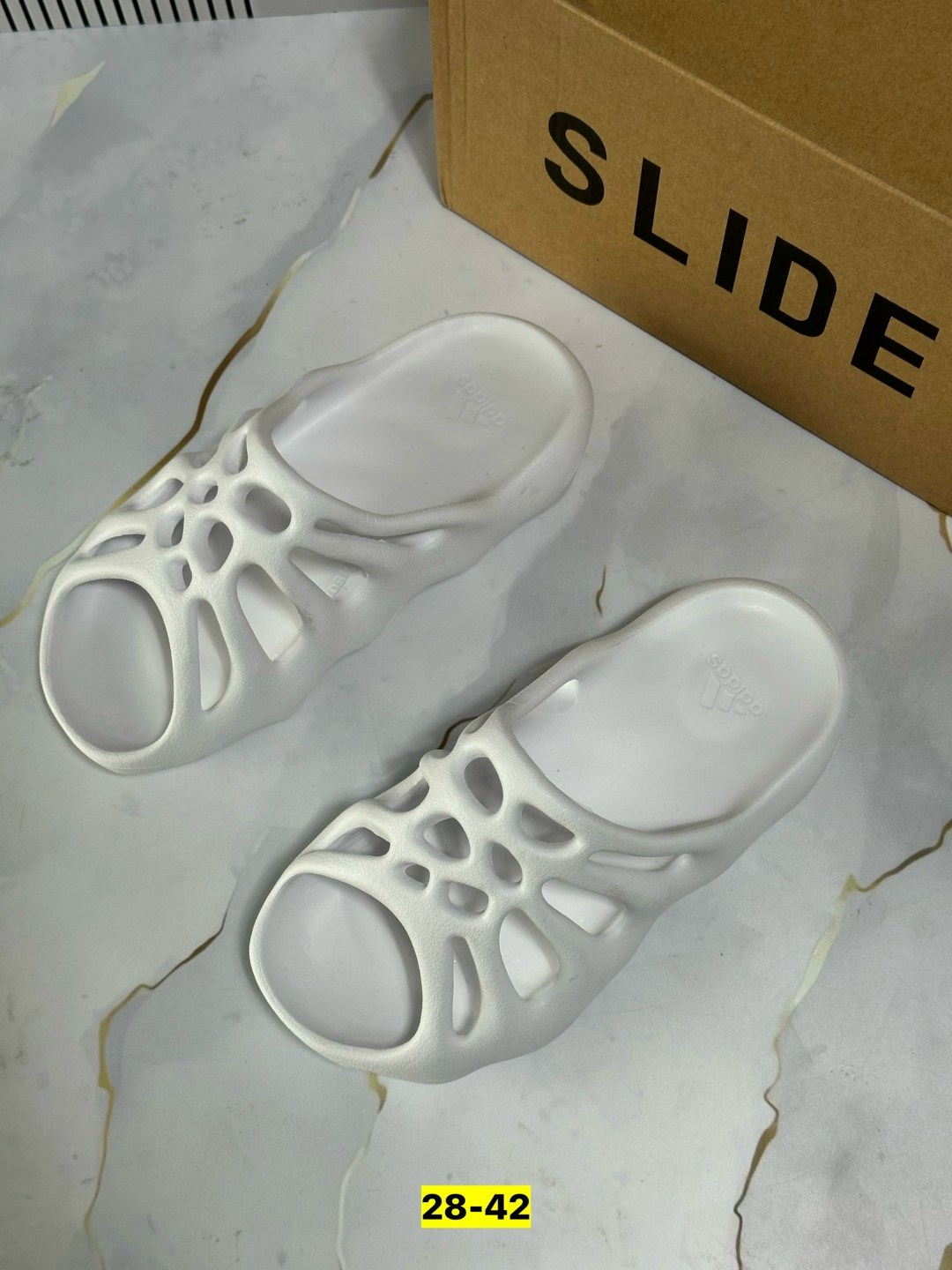 adidas yeezy 450 slide,adidas yeezy 450,adidas yeezy 450 шлепки,,изики летние кроссовки yeezy foam runner