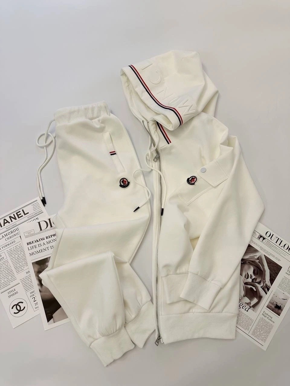 спортивный костюм moncler,костюм спортивный gucci,спортивный костюм монклер женский,спортивный костюм монклер,стильные костюмы