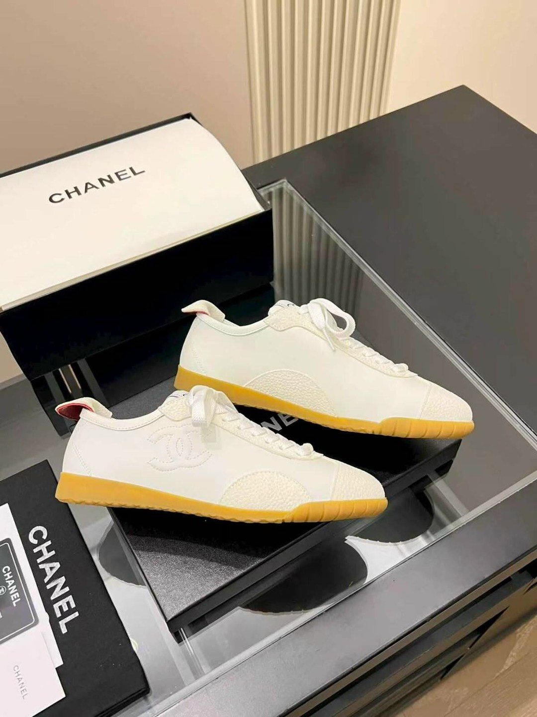 кроссовки chanel,кеды женские chanel,chanel кеды,кроссовки женские chanel,туфли chanel
