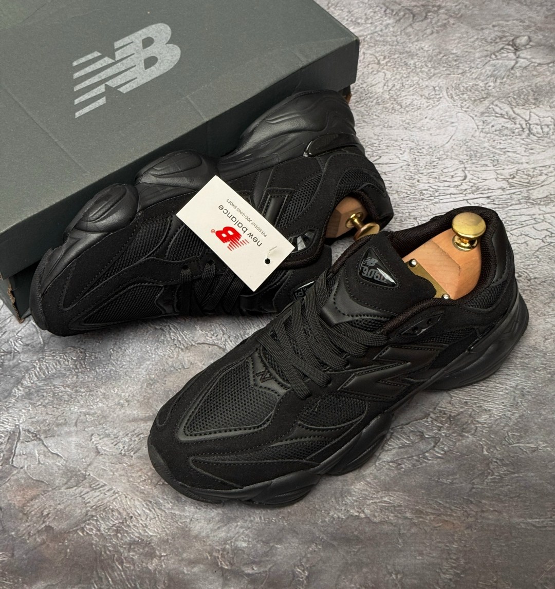 adidas yeezy boost 700 mnvn triple black,adidas yeezy 500 utility black,кроссовки adidas yeezy boost 500 black,кроссовки адидас falcon black,кроссовки adidas yeezy boost 500