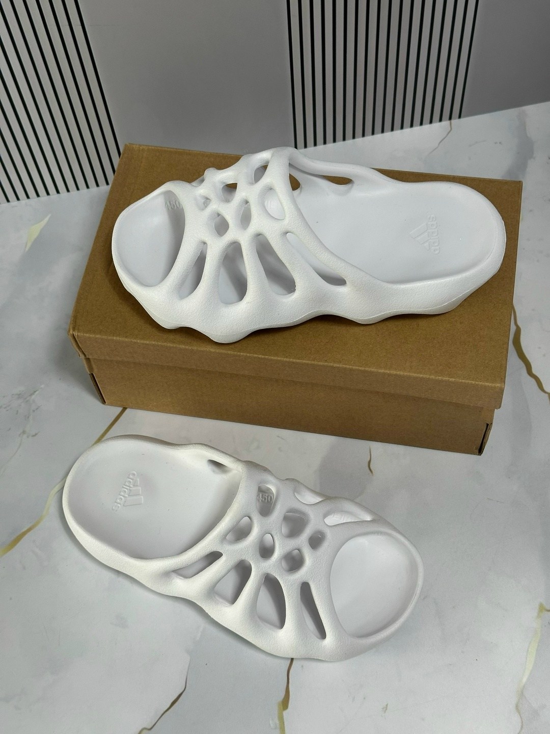 adidas yeezy 450 slide,сланцы adidas yeezy 450 slide,,adidas yeezy 450,сланцы adidas yeezy 450