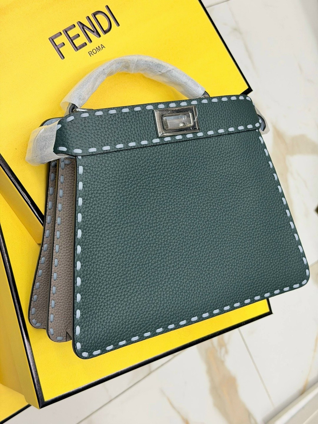 женская сумка fendi,fendi сумка на плечо,cумка fendi,сумки,сумка