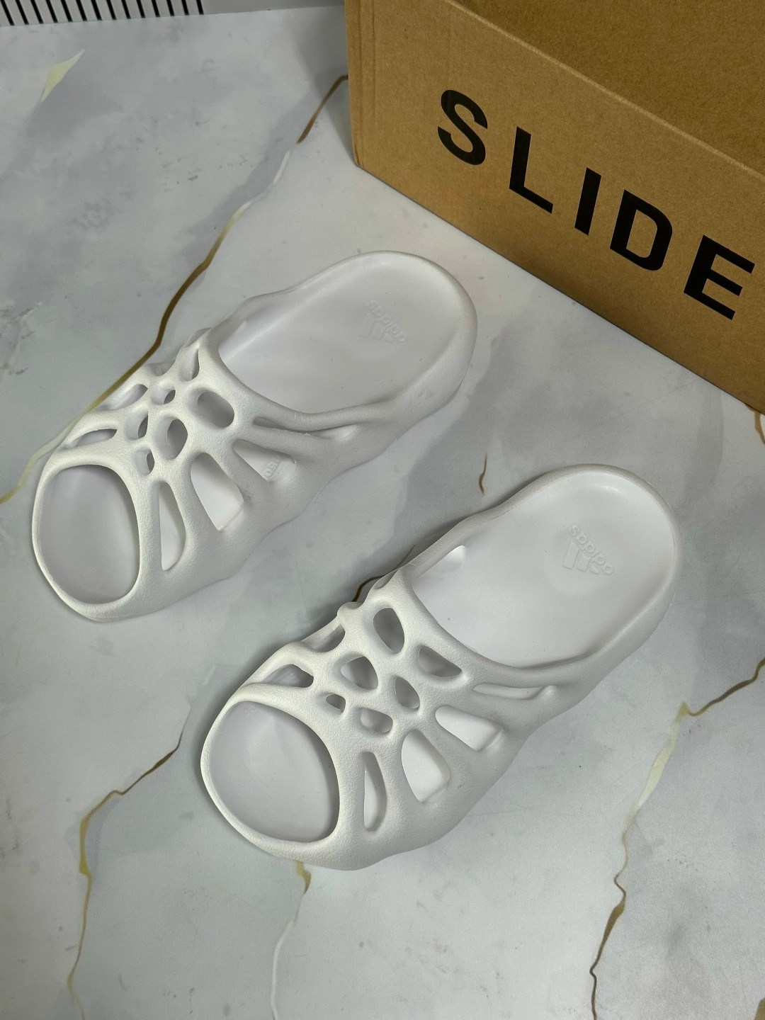 adidas yeezy 450 slide,сланцы adidas yeezy 450 slide,,adidas yeezy 450,сланцы adidas yeezy 450