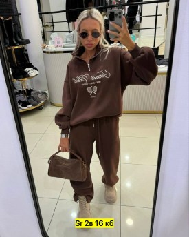 Костюм