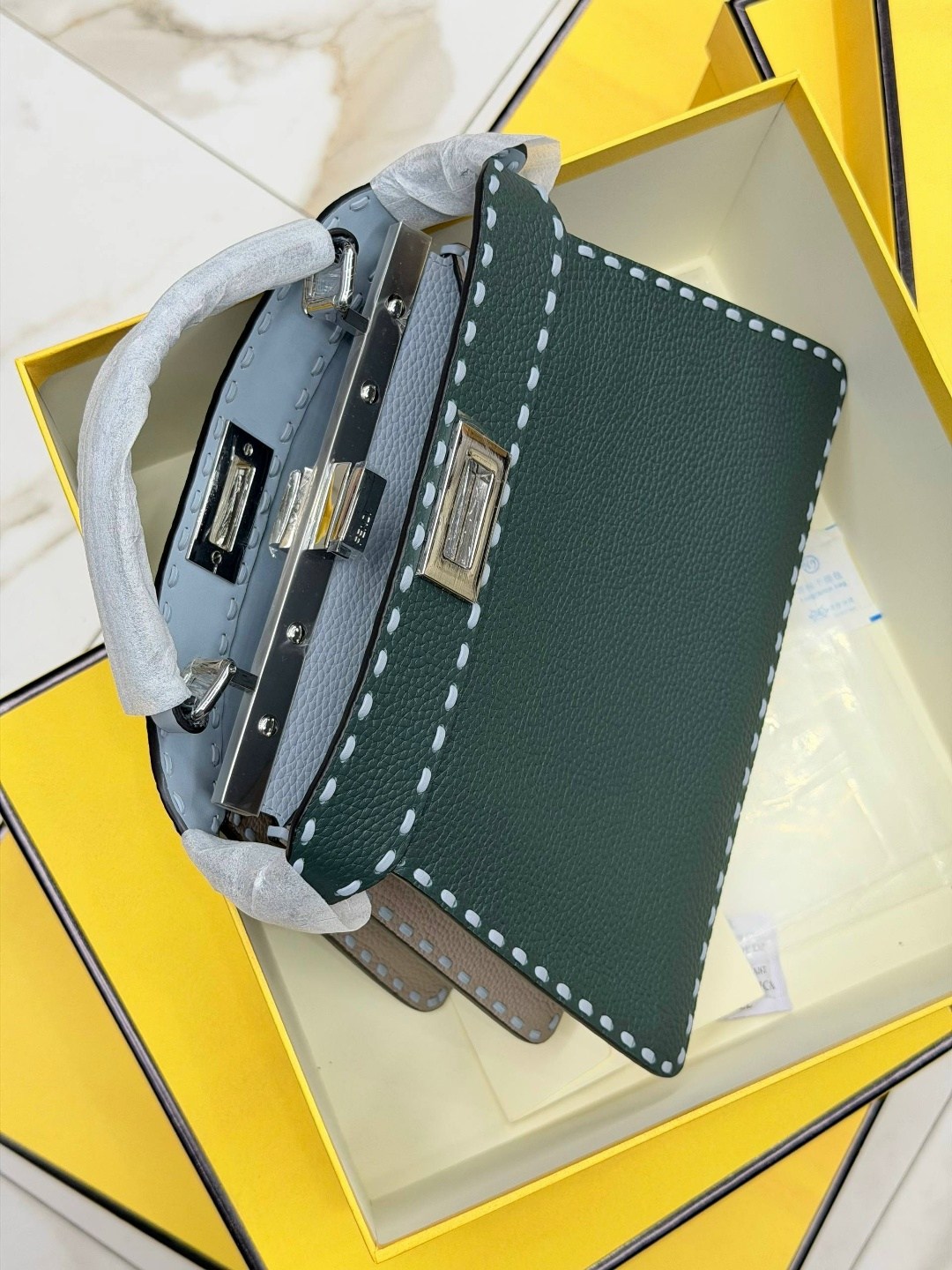 женская сумка fendi,fendi сумка на плечо,cумка fendi,сумки,сумка