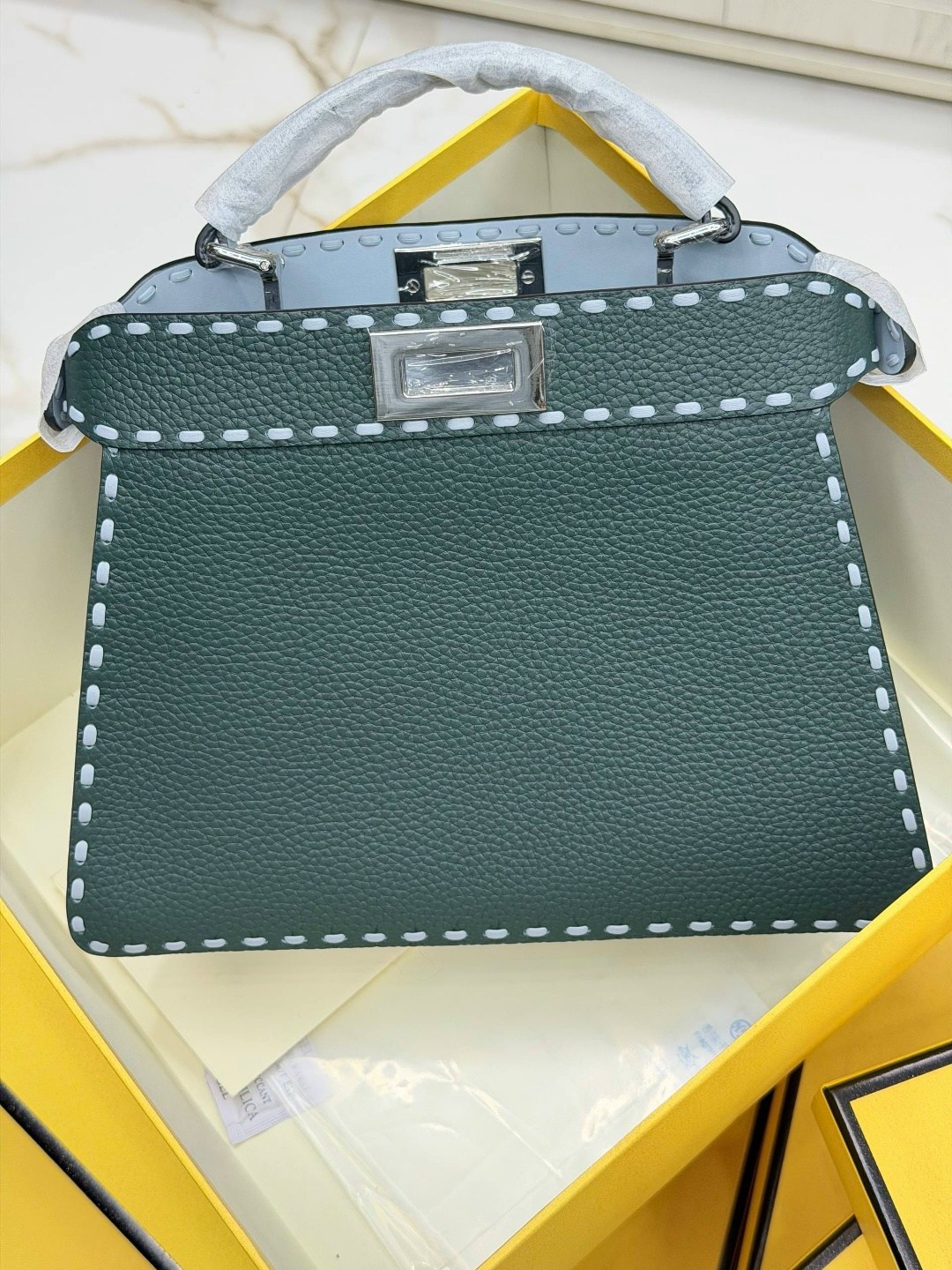 женская сумка fendi,fendi сумка на плечо,cумка fendi,сумки,сумка
