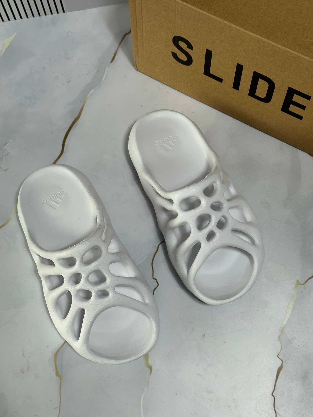 adidas yeezy 450 slide,сланцы adidas yeezy 450 slide,,adidas yeezy 450,сланцы adidas yeezy 450