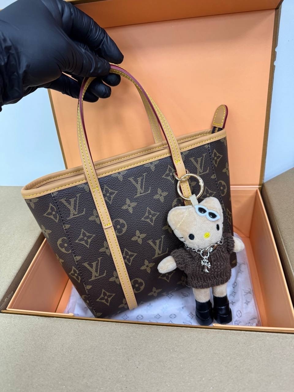 louis vuitton женская сумка,louis vuitton сумка на плечо,сумка louis vuitton,луи виттон сумка через плечо женская,модная сумка
