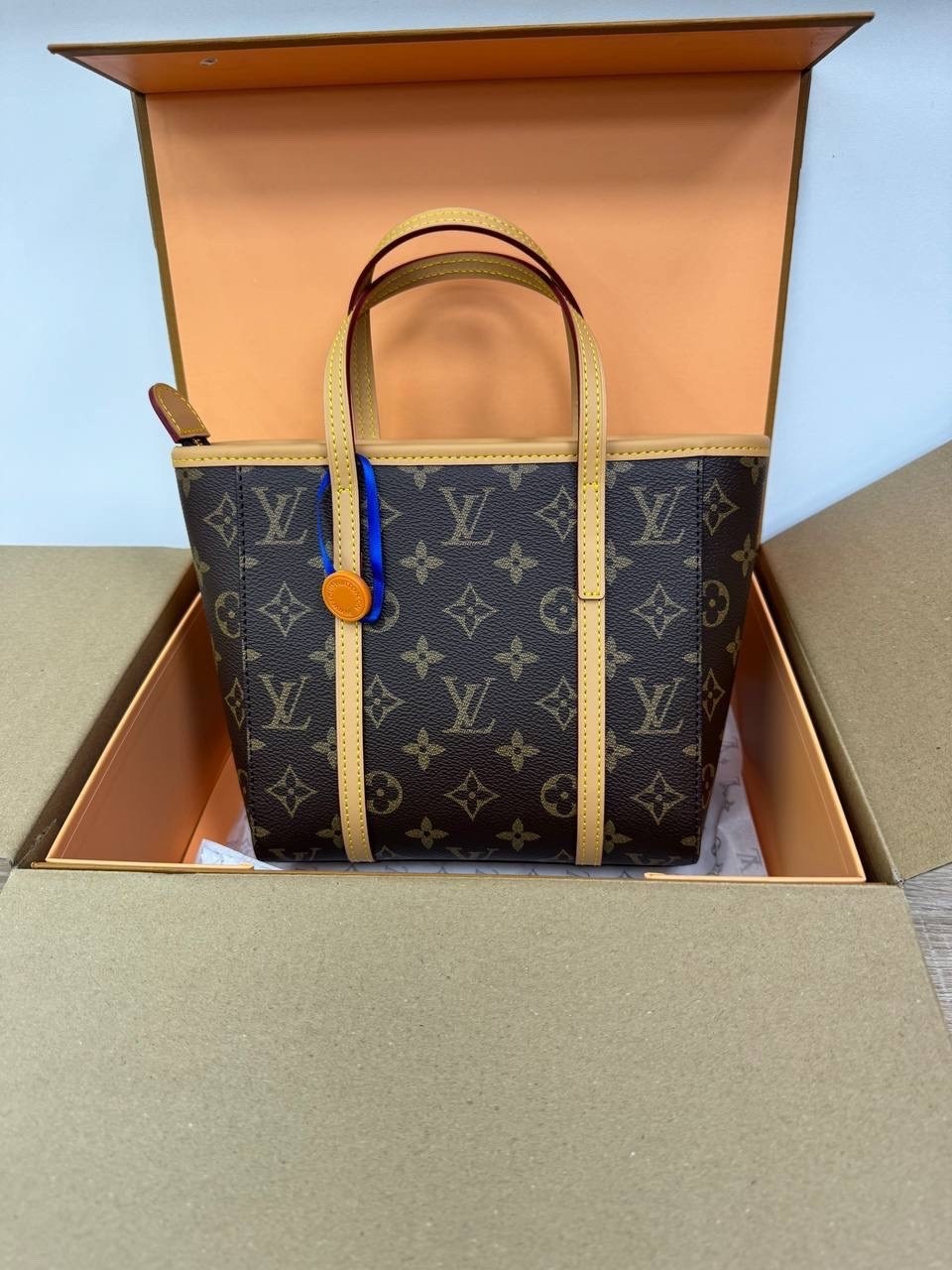 louis vuitton женская сумка,louis vuitton сумка на плечо,сумка louis vuitton,луи виттон сумка через плечо женская,модная сумка