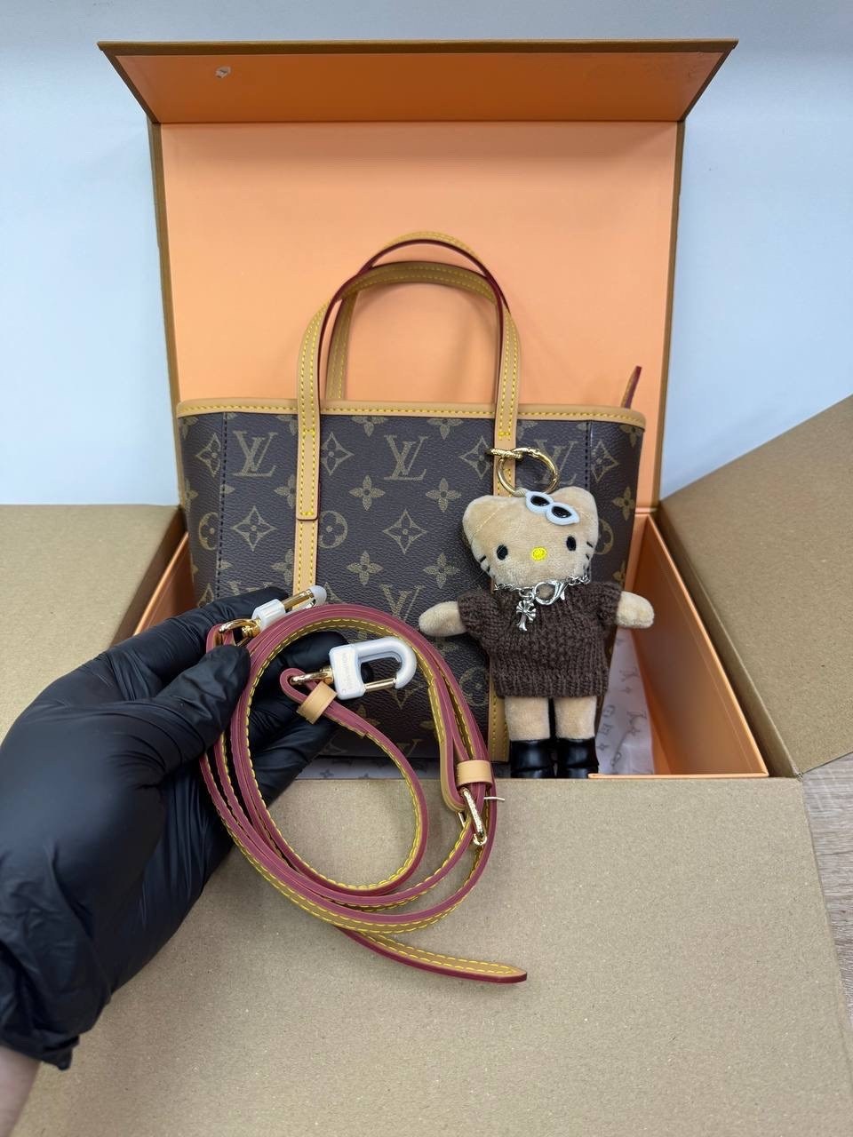 louis vuitton женская сумка,louis vuitton сумка на плечо,сумка louis vuitton,луи виттон сумка через плечо женская,модная сумка