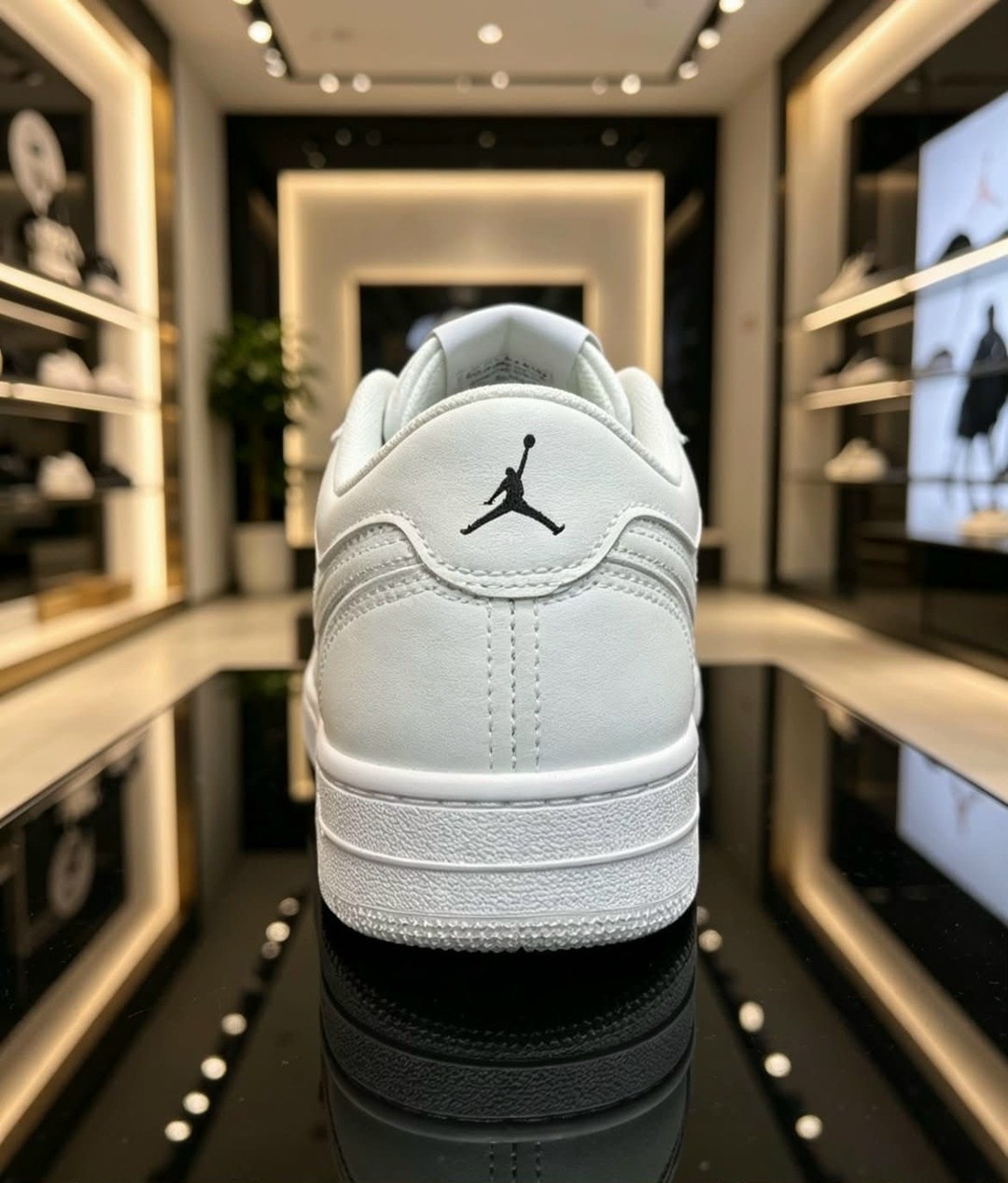 nike air jordan 1 low,air jordan 1 low se homage,air jordan 1 low black and white,air jordan 1 low se homage white black,air jordan 1 low