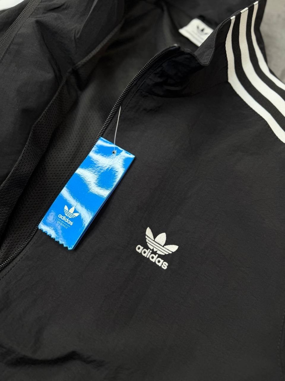 куртка adidas,спортивная куртка adidas,ветровка мужской adidas черный,adidas originals adidas,ветровка черный adidas