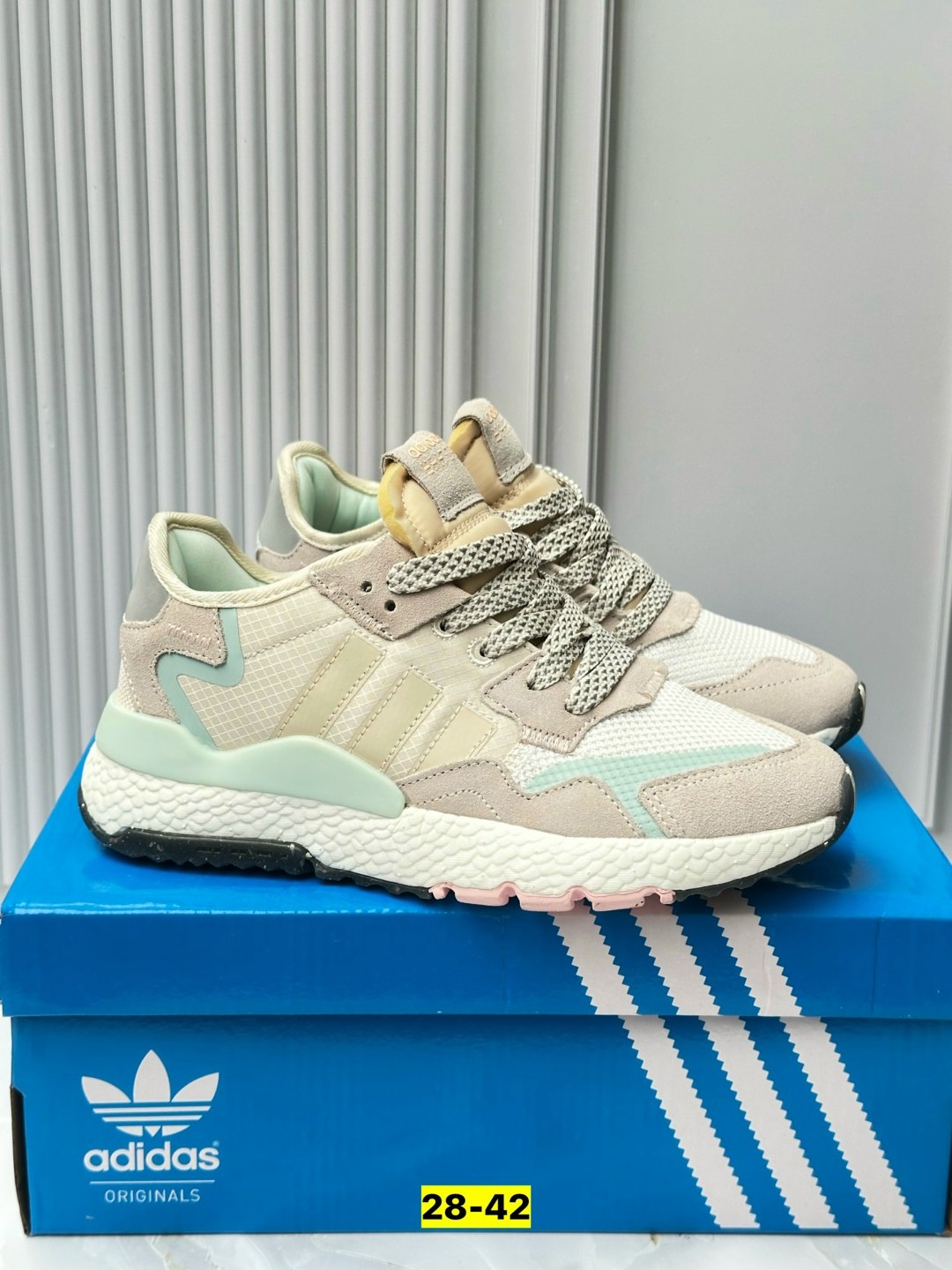 кроссовки женские adidas,кроссовки adidas,кроссовки adidas nite jogger,женские кроссовки adidas nite jogger,кроссовки
