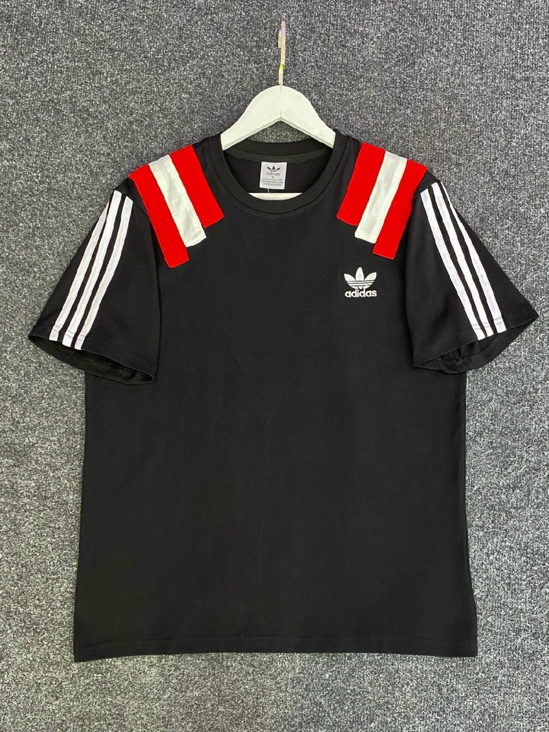 адидас футболка,футболки мужские,adidas черный,футболка адидас черная,футболка мужская adidas