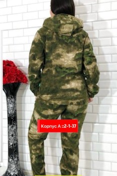 Костюм