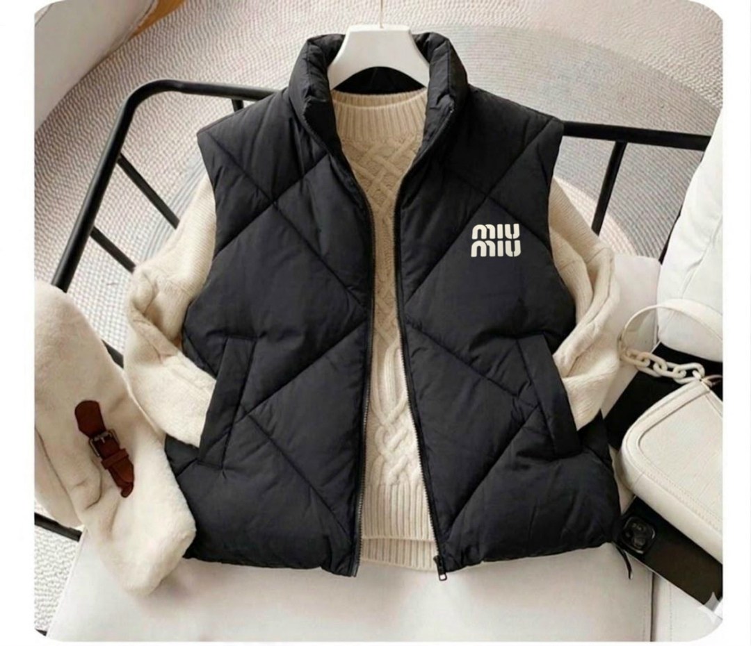 жилет утепленный adidas,жилет женский adidas,жилет утепленный adidas sportswear,жилет adidas,жилет