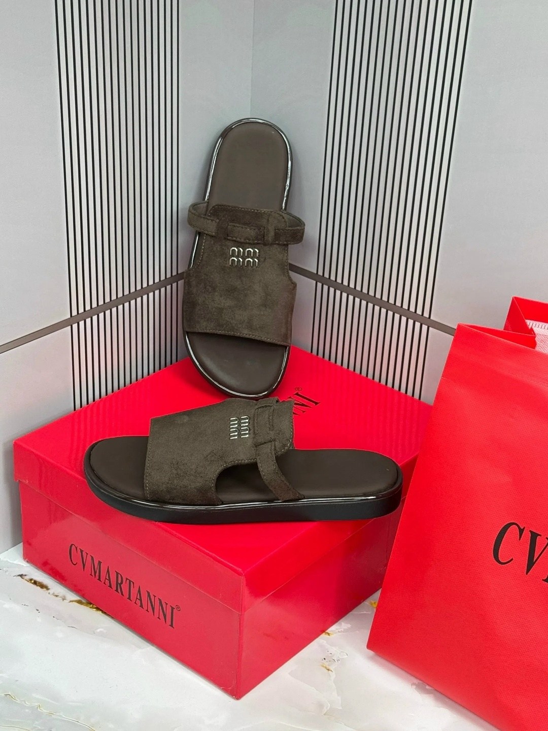 шлепанцы женские,,шлепанцы hermes,кожаные шлепанцы,шлепанцы hermes женские замшевые