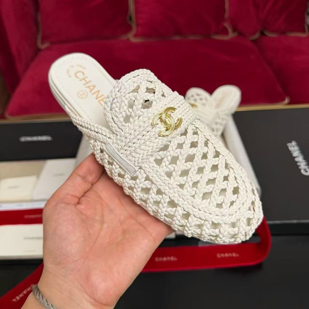 босоножки chanel,шлепанцы chanel,сандалии chanel,шлепки шанель,chanel slippers