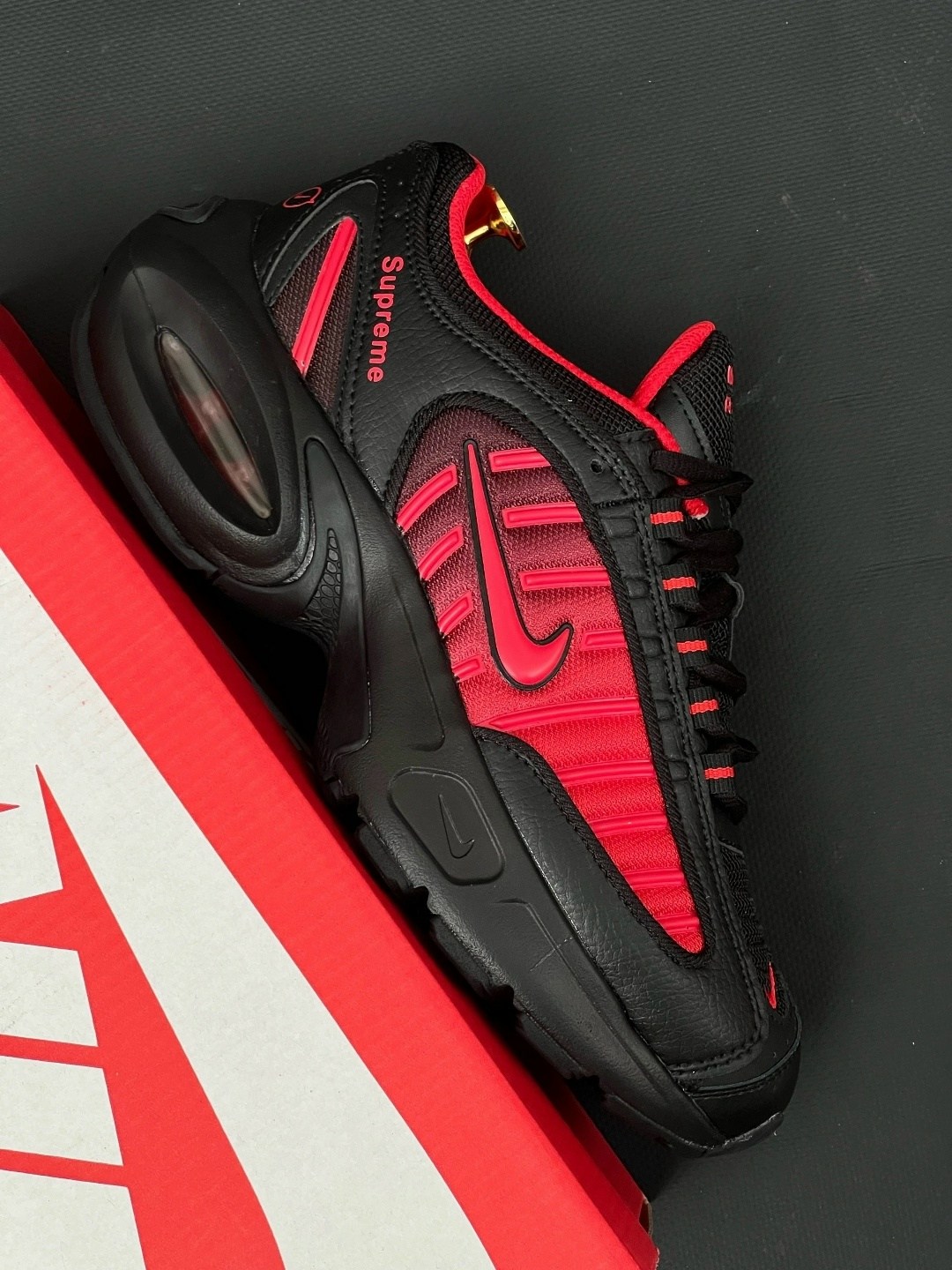 кроссовки nike supreme x air max tailwind 4,кроссовки nike air max tailwind 4,кроссовки,кроссовки nike air max,кроссовки nike supreme