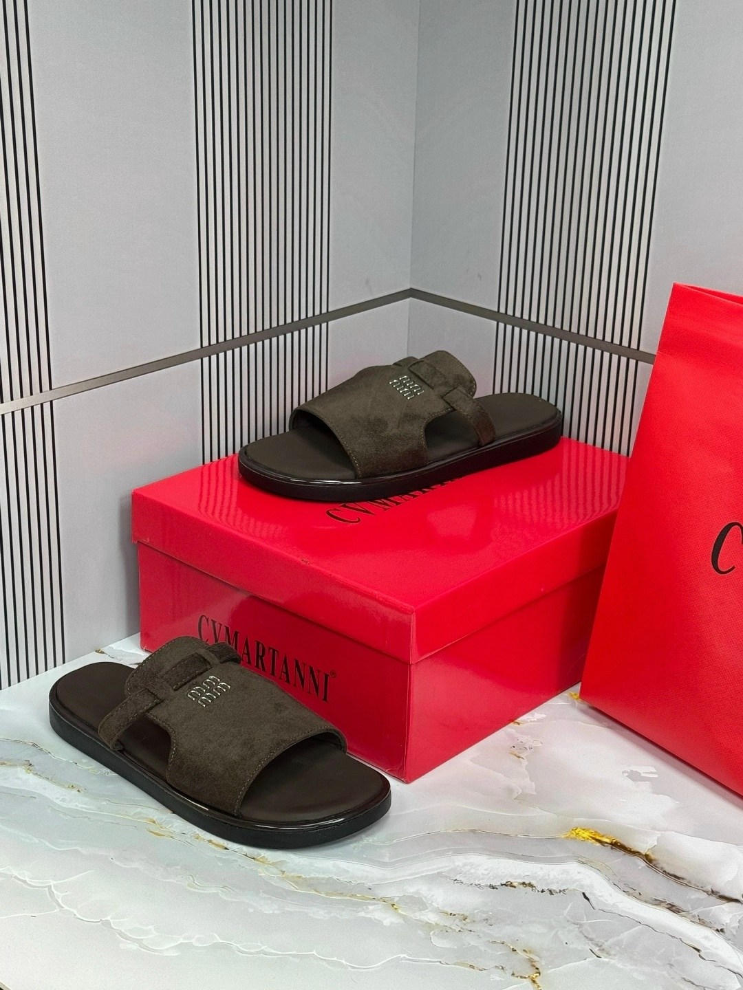 шлепанцы женские,,шлепанцы hermes,кожаные шлепанцы,шлепанцы hermes женские замшевые