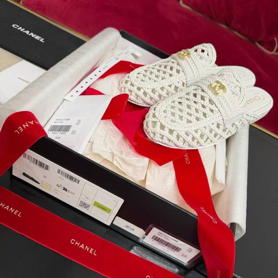босоножки chanel,шлепанцы chanel,сандалии chanel,шлепки шанель,chanel slippers