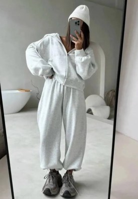 Костюм