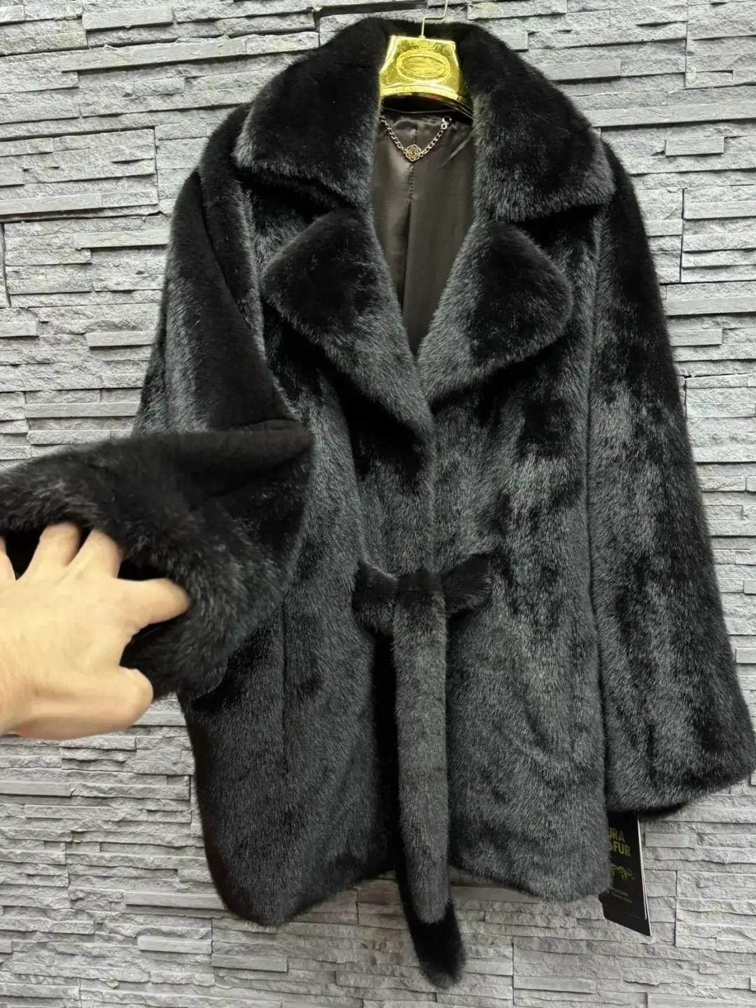шубка,шуба,женская шуба,шуба белая,белая короткая норковая шуба
