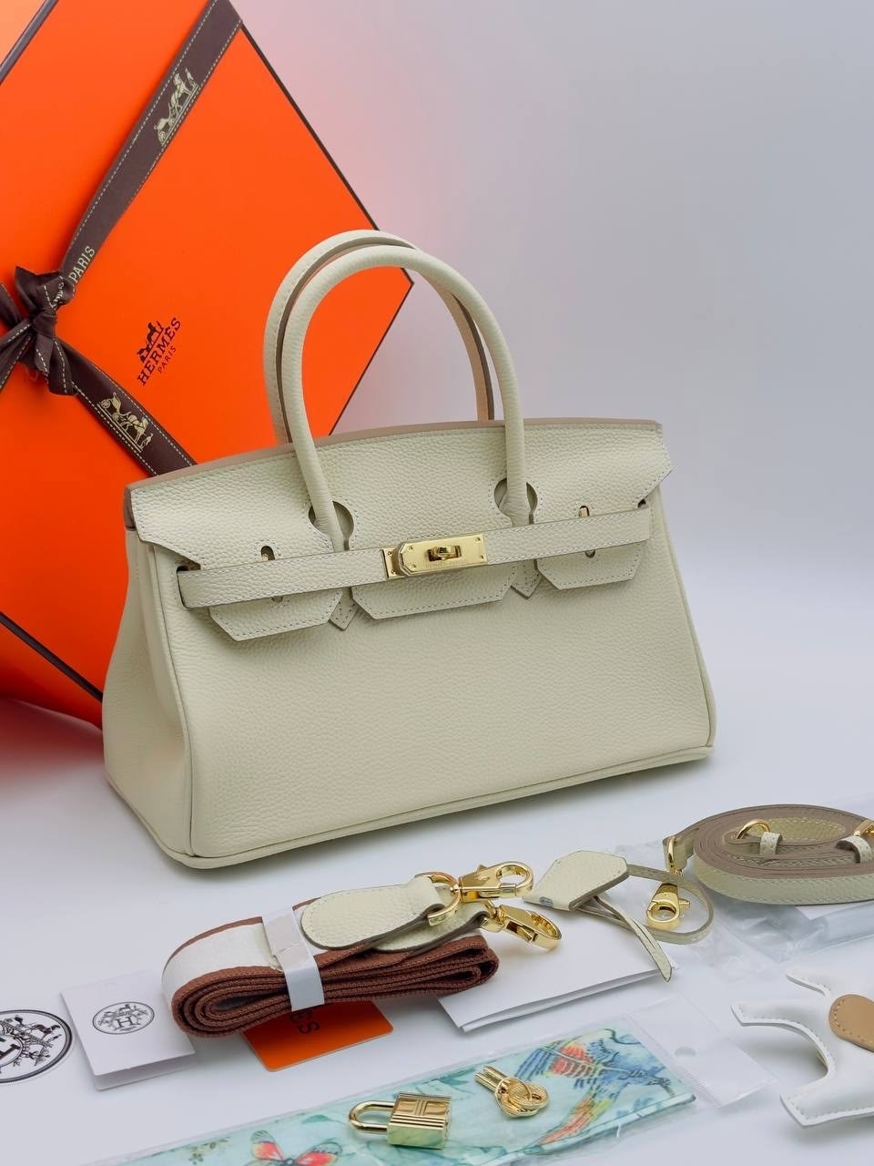 сумка hermes,женская сумка hermes birkin 35x26 см a109406 оранжевая,сумка хермес оранжевая,сумка эрмес биркин оранжевая,сумка женская hermes