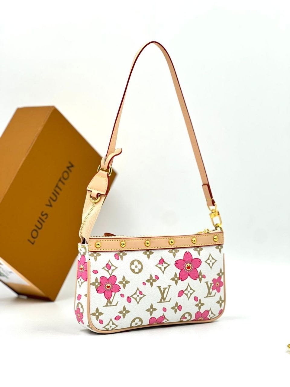 сумка louis vuitton,сумка женская louis vuitton,сумки луи виттон,сумка louis vuitton 22-11 см реплика,белая сумка луи виттон