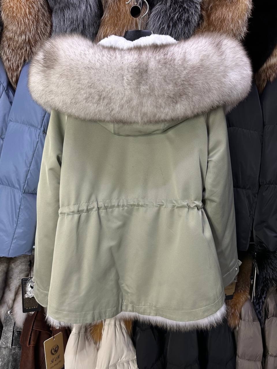 женская парка натуральный мех,парка с натуральным мехом,парка с мехом,парка с меховым,женская парка