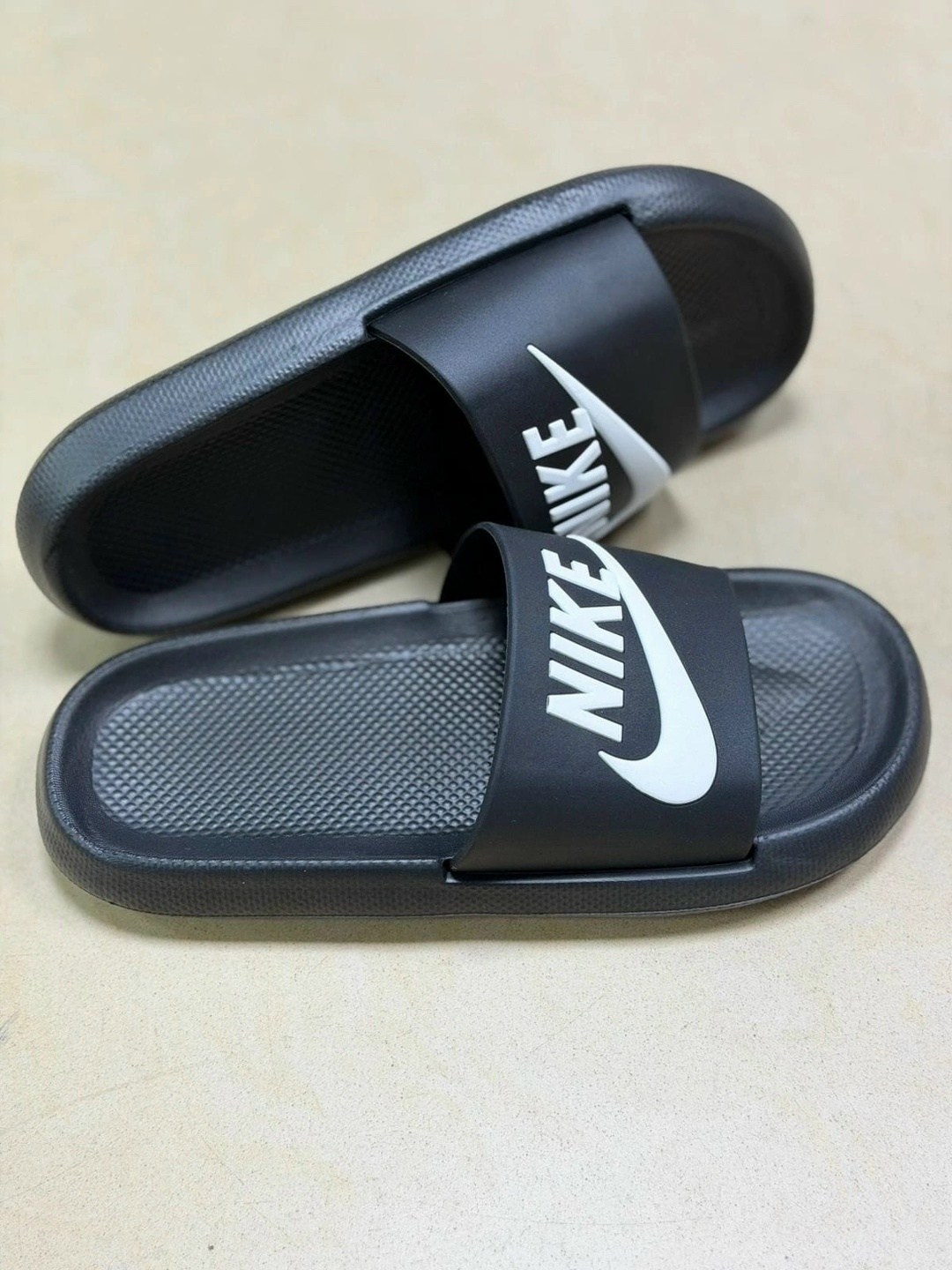 шлепанцы nike,шлепки мужские найк черные,шлепанцы nike пляжная серия,шлепки найк черные,шлепанцы nike мужские
