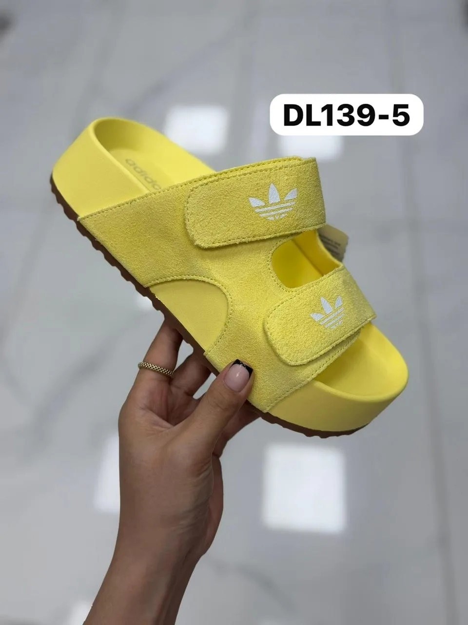 шлепанцы женские adidas adilette,женские шлепанцы adidas,шлепанцы adidas,adidas шлепанцы adilette lite,шлепки адидас женские