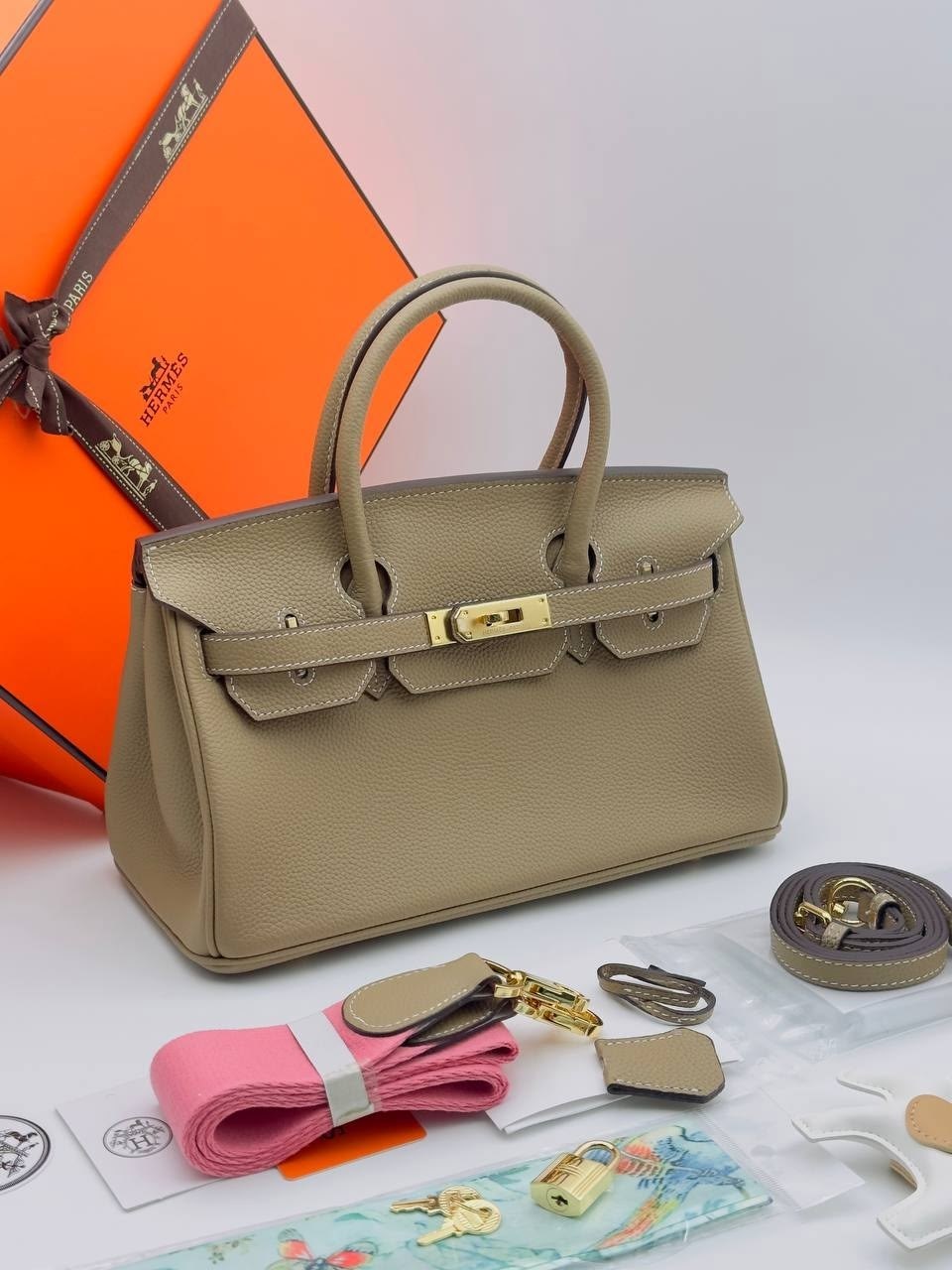 сумка hermes,женская сумка hermes birkin 35x26 см a109406 оранжевая,сумка хермес оранжевая,сумка эрмес биркин оранжевая,сумка женская hermes