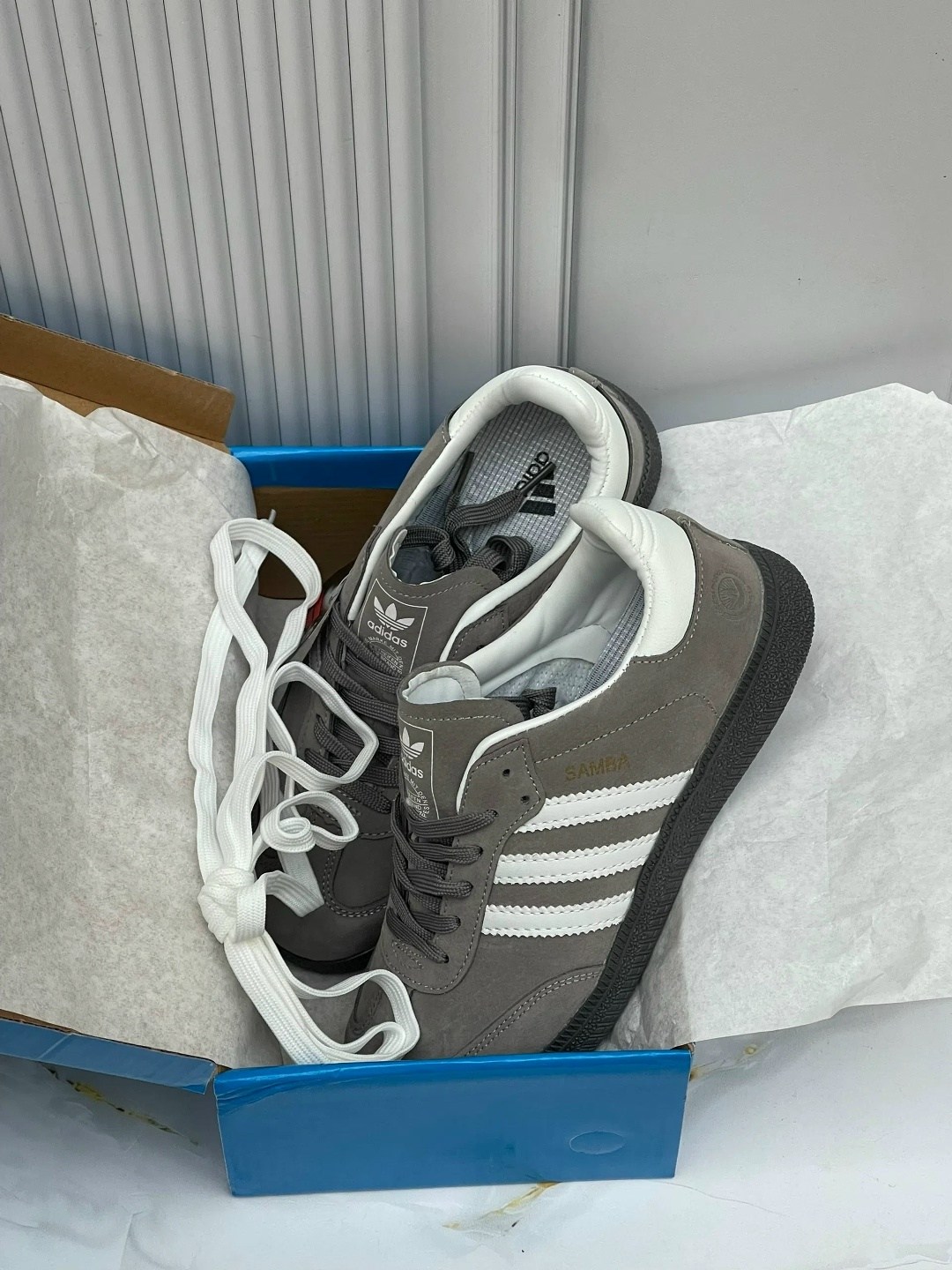 ,кроссовки adidas,спортивная ,кроссовки adidas spezial,кроссовки адидас