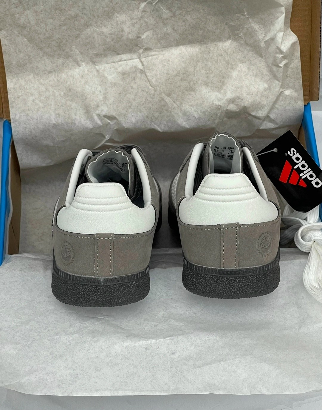 ,кроссовки adidas,спортивная ,кроссовки adidas spezial,кроссовки адидас