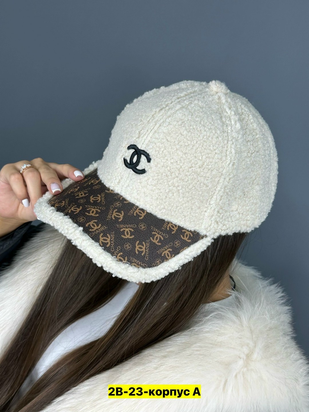 бейсболка burberry,бейсболка стильная,бейсболка теплая,кепка женская,бейсболка меховая