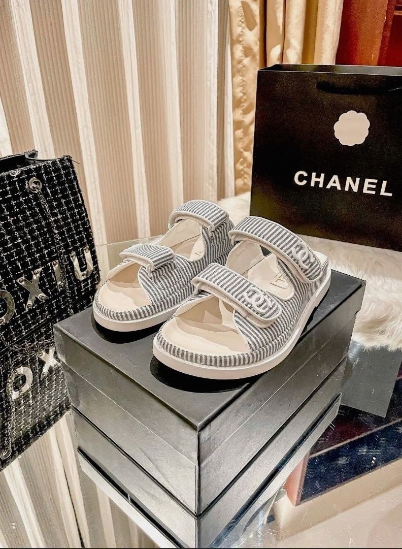 босоножки chanel,сандалии chanel,шлепанцы chanel,,сандалии шанель
