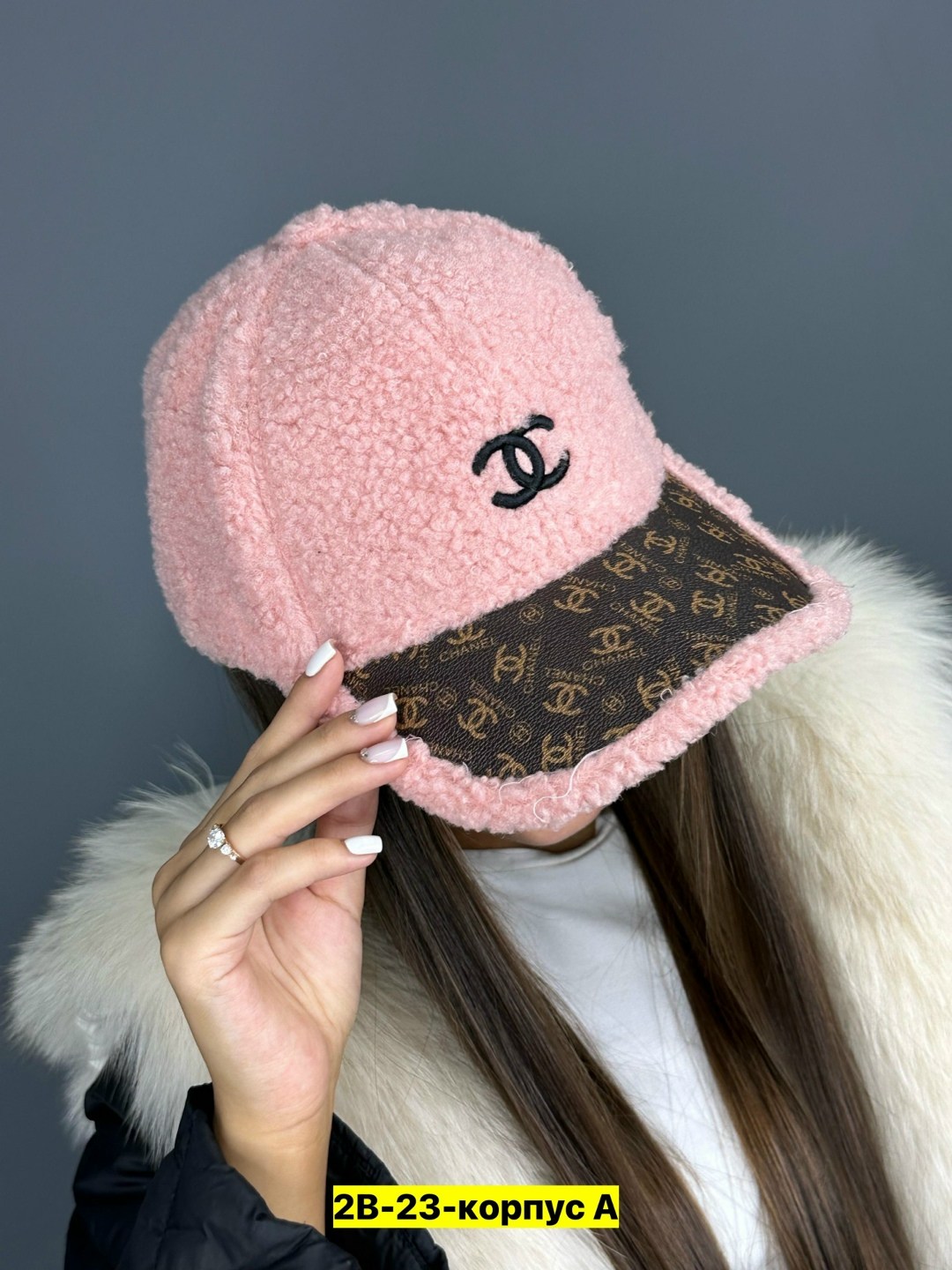 бейсболка burberry,бейсболка стильная,бейсболка теплая,кепка женская,бейсболка меховая