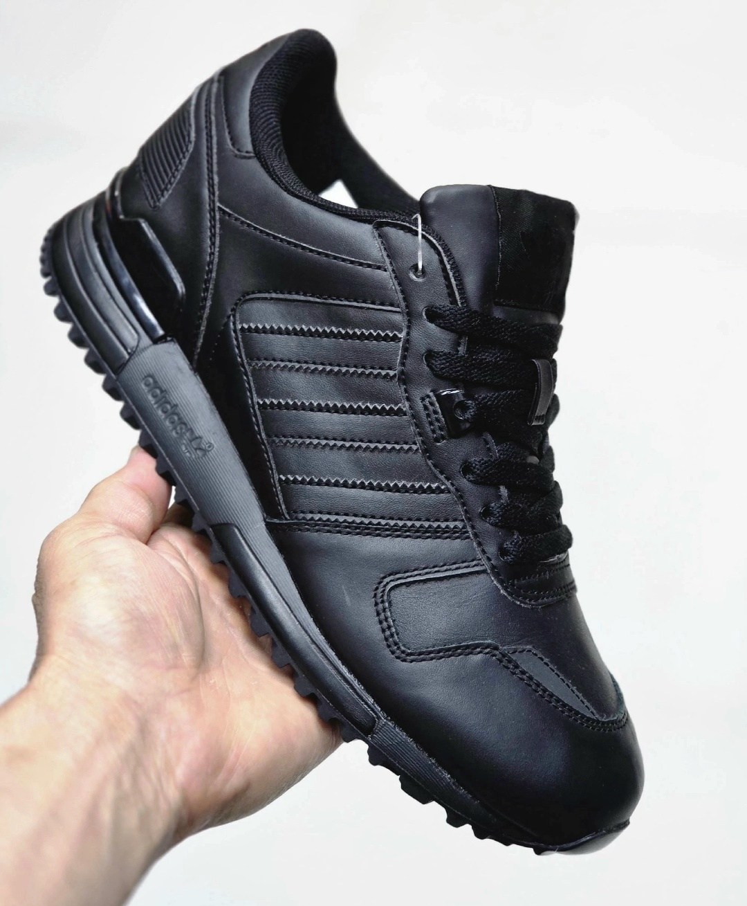 кроссовки adidas zx 750 мужские черные,zx750 adidas черные кожаные zx,кроссовки adidas zx 750,adidas zx 750 leather,adidas zx 750 black leather