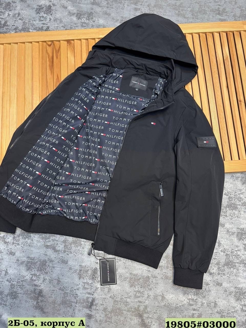 tommy hilfiger куртка мужская,куртка с капюшоном tommy hilfiger,бомбер томми хилфигер мужской,куртка бомбер tommy hilfiger,куртка томми хилфигер мужские