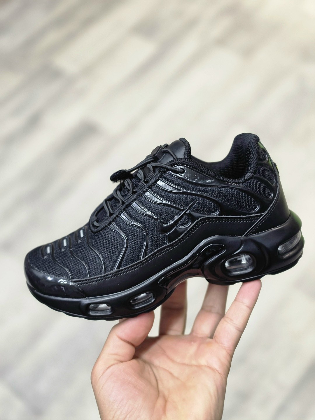 кроссовки nike air max tn plus,кроссовки nike air max tn plus ultra белые с серым,кроссовки мужские nike air max tn plus,кроссовки air max plus tn найк,nike air max plus tn