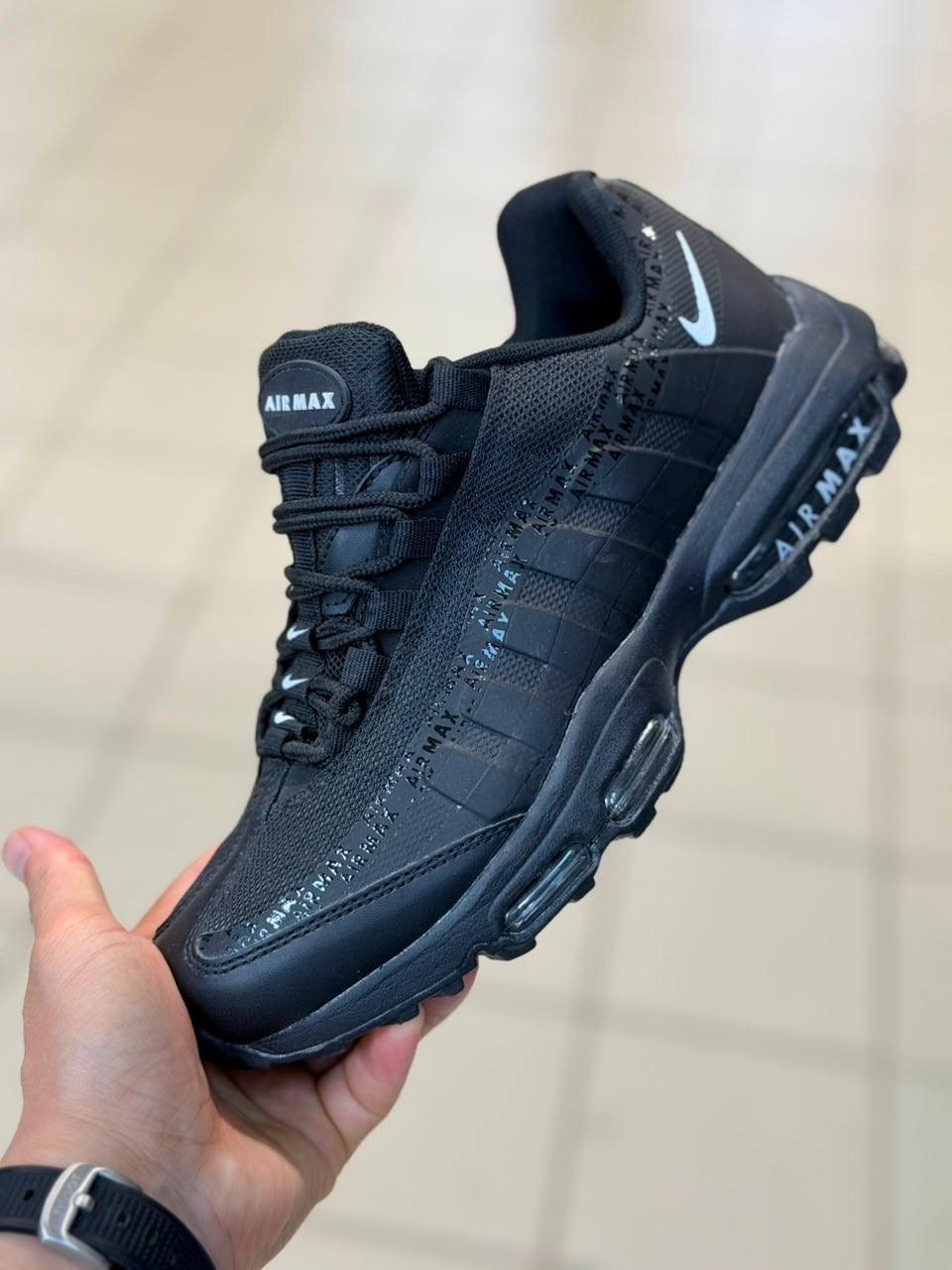 кроссовки nike air max 95,nike air max 95 black,nike air max 95 essential,nike air max 95,nike air max 95 triple black