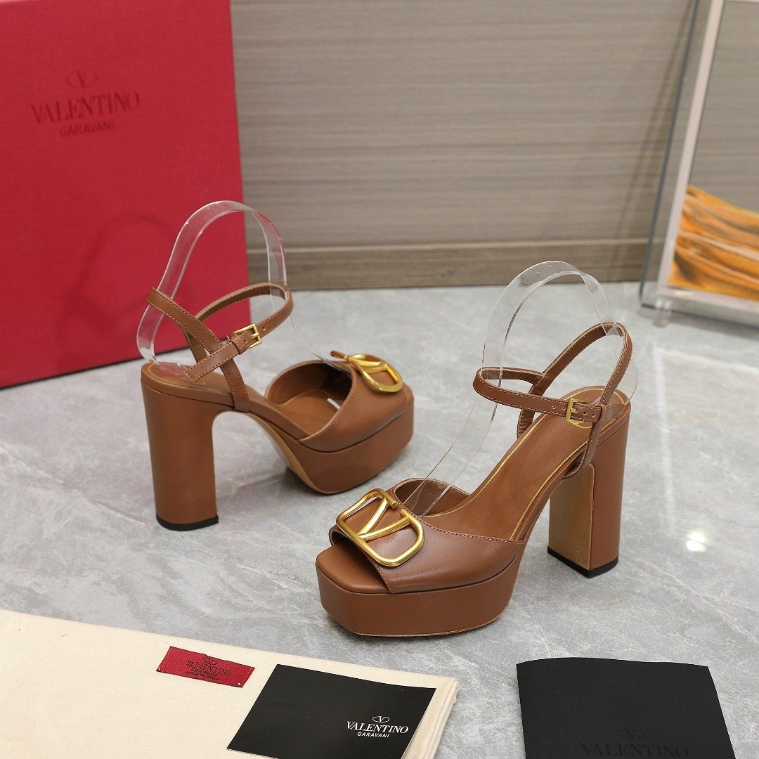 босоножки valentino,,железные босоножки,босоножки гермес на каблуке,босоножки женские