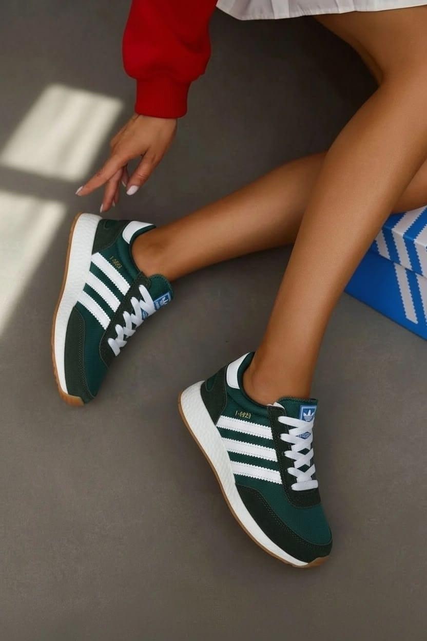 женские кроссовки,,кроссовки adidas, женская,кроссовки adidas iniki runner