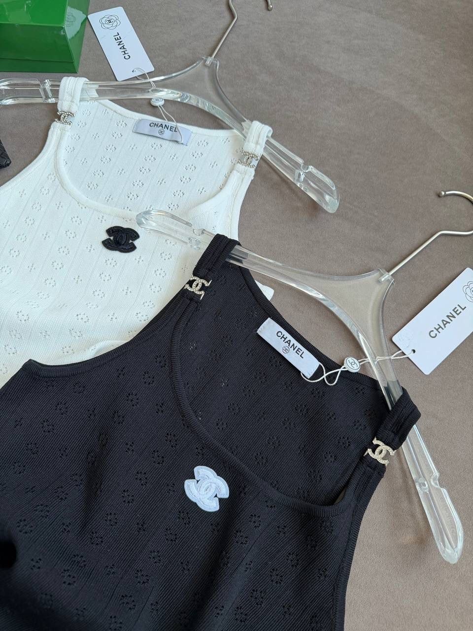 майка классическая chanel,майка шанель,майка женская с логотипом chanel,майка женская,chanel оригинал