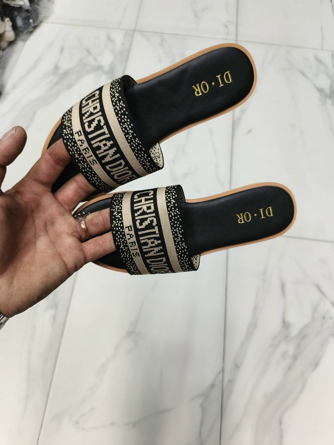 шлепанцы кристиан диор,шлепанцы christian dior,,dior dway шлепанцы,шлепанцы женские