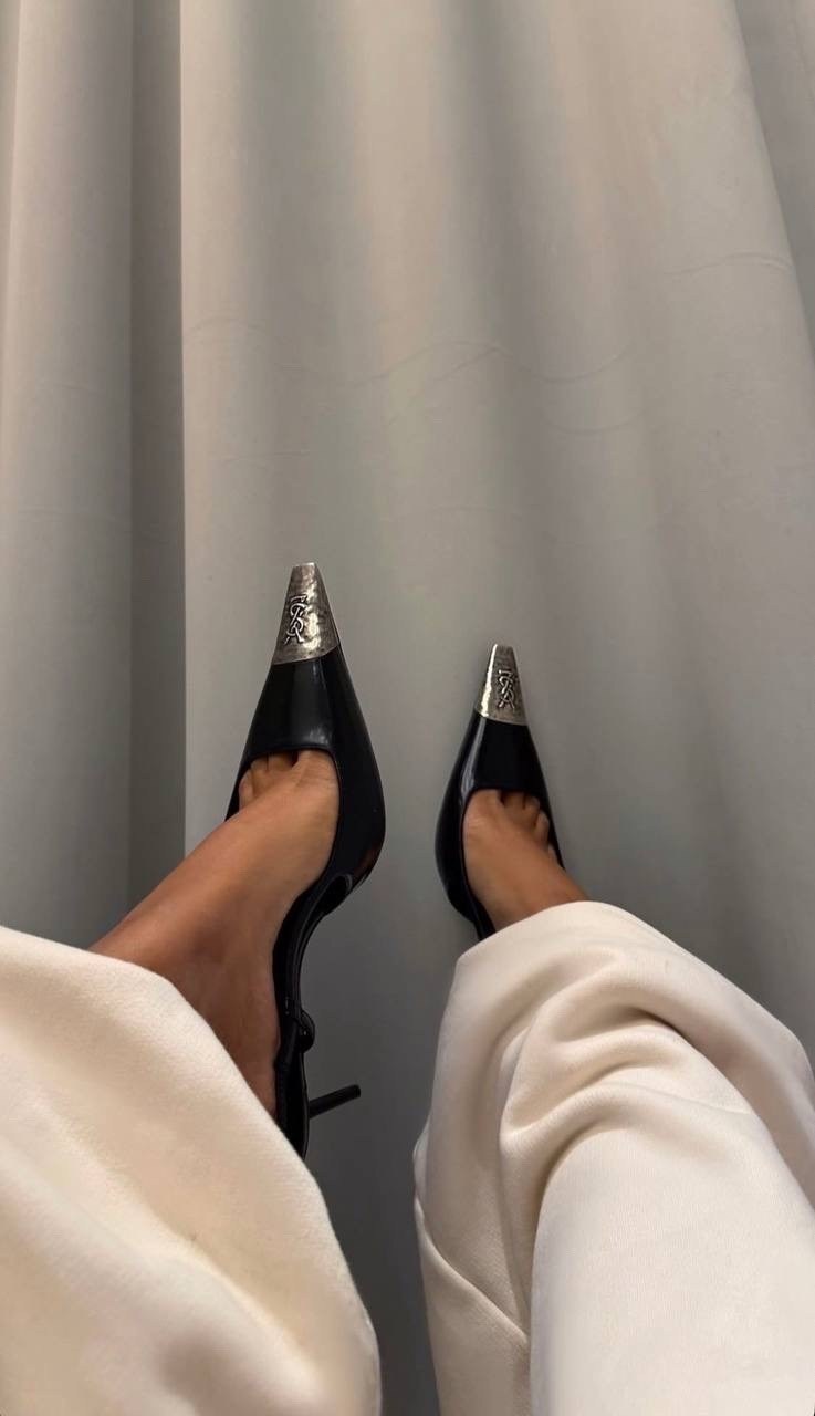 ,женские босоножки,модные женские туфли,туфли saint laurent,женские туфли на высоком каблуке с острым носком